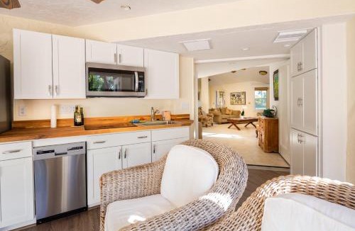 Naples Park House | Home by Beach 4 - Gulf Breeze