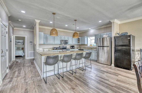 Long Bay Estates House | House across street from beach w/unobstructed view