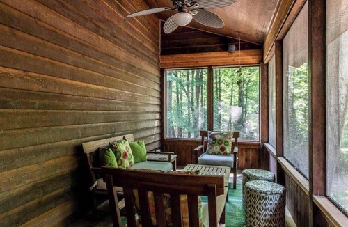 Harbert House | Inviting Timber Frame home near the beach with pool table, central AC, & W/D