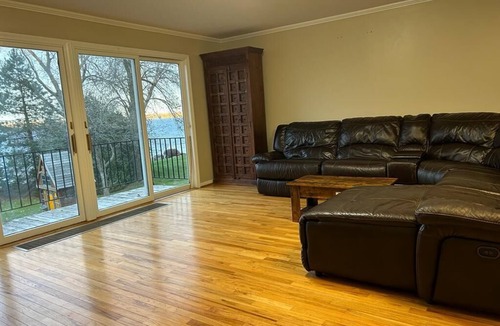 Cumberland Head Cottage | Lake front house on Lake Champlain