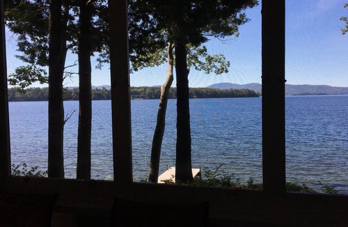 Wolfeboro Cottage | Lake Winnipesaukee classic fall retreat featured by Yankee Magazine.