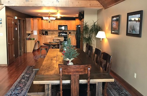 Drums Ski Chalet | Lakefront, pontoon boat, hot tub ,Game Room, Fire pit, huge deck, kayaks