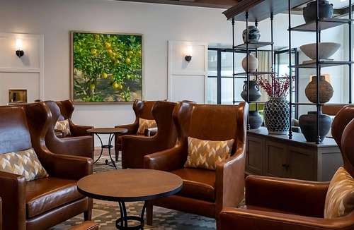Fitzsimons House | Large Accommodation with Balcony and Kitchen! Near Denver Botanic Gardens!