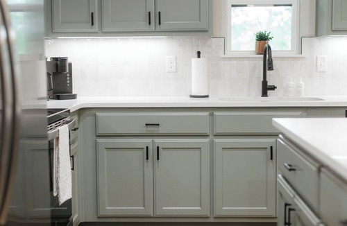 Bella Vista House | Luxe 3BR/2BA Home Directly on Flo Ride & Back 40! Bike Repair & Wash Station!