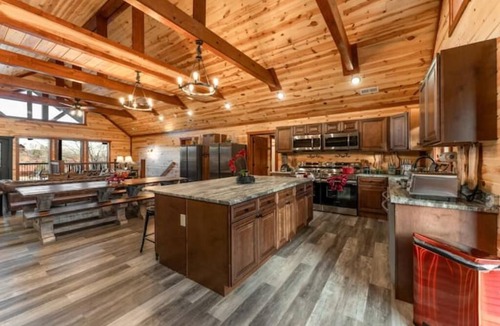 Caton Cabin | Luxurious Amazing 1 of a Kind Cabin InCabinHeated Pool Sauna Games Sleeps 30