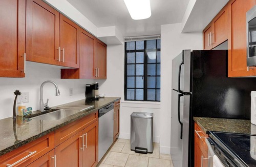 Center City Apartment | Luxury 2BD | Center City | 4 Beds | By JFK plaza