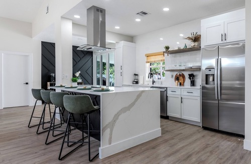Lake Clarke Shores House | Luxury 4BR/2BA Heated Pool Oasis - Mini Golf