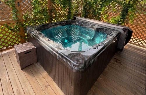 Galindo House | Luxury Group Retreat - Pool, Hot Tub, EV Station