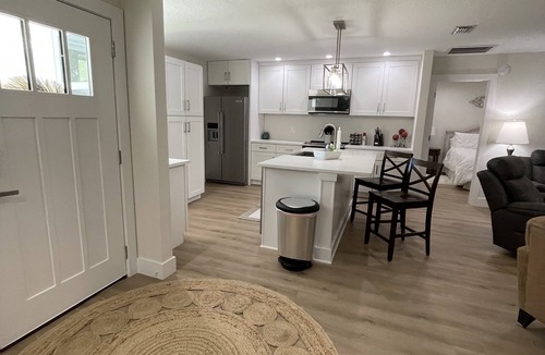 Isle of Palms House | Mayo Clinic 1.8 miles #2 Your Home Away From Home- Snow birds welcomed!