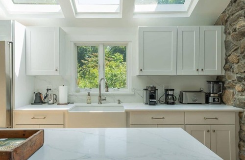 Redding Ridge House | Meeker Hill House - Country Escape w/Heated Pool