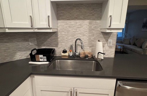 Beverly Hills Apartment | Modern 2BD Next to The Grove