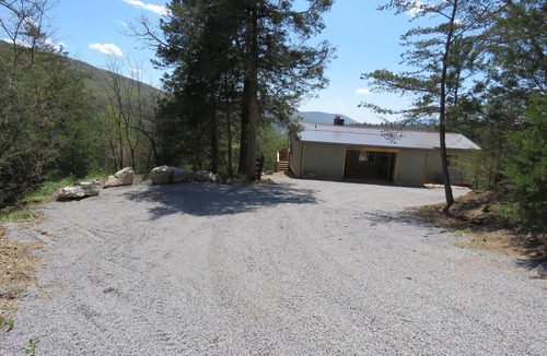 Broadway Cabin | Modern Cabin at the End of the Road, SLIDE, SHUFFLEBOARD!