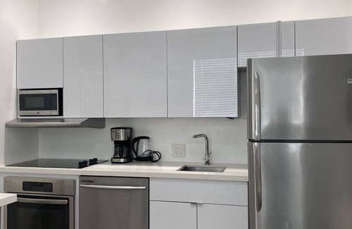 Westchester Apartment | Modern & New, Excellent Location Miami 1/1.