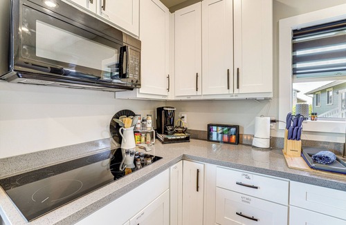 Ferndale Apartment | Modern Studio Suite in Sandy Point on Lummi Bay!