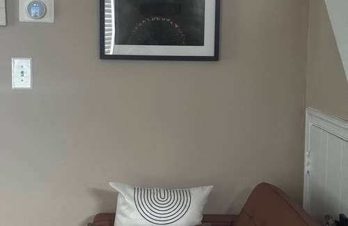 Hillcrest Heights House | Modern Townhome, Great for Traveling Nurses/DC Summer Interns Pet Friendly~