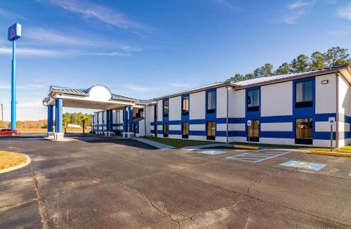 Kreole Hotel | Motel 6 Moss Point, MS