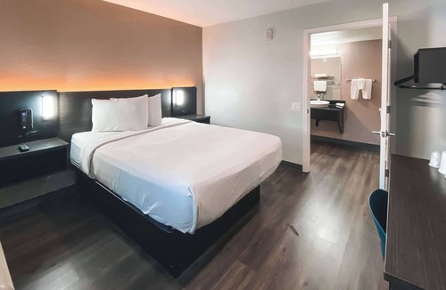 West Sacramento Hotel | Motel 6 West Sacramento, CA