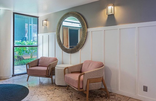 Hanamaulu Apartment | Mountain View Double Bed Room, Beachfront Resort, Lanai, AC, Pool, Restaurant, Gym, Spa
