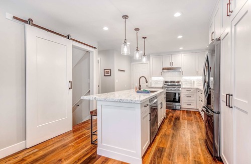 Cottonwood Heights Condo | Newly remodeled home with arge private hot tub, fireplace, & nearby park