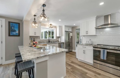 Wolfeboro House | NEWLY REMODELED N Main St. Close to TOWN and LAKE WINNIPESAUKEE