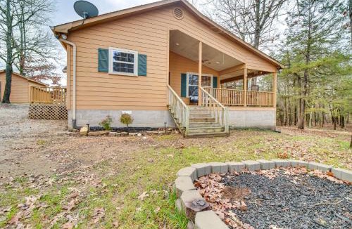 Elizabeth House | Norfork Lake Access: Cabin w/Deck & Water View!