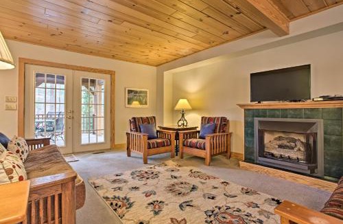 Zirconia House | North Carolina Abode - Hot Tub, Foosball and Grill!
