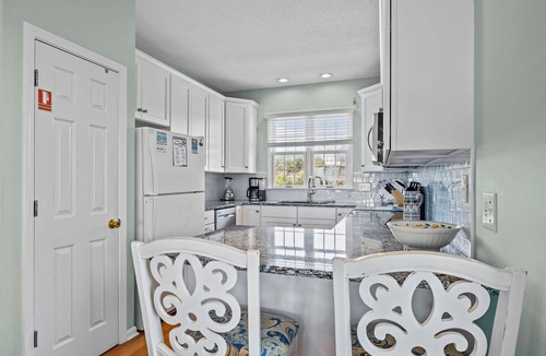 Emerald Isle House | Oceanfront duplex with direct beach access