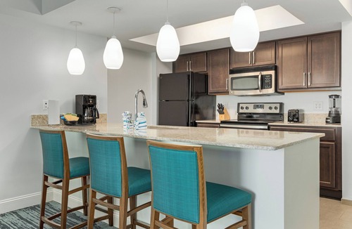 Cherry Grove Beach Resort | OFFICIAL LISTING | Wyndham - Towers on the Grove 2BR Deluxe Boulevard View