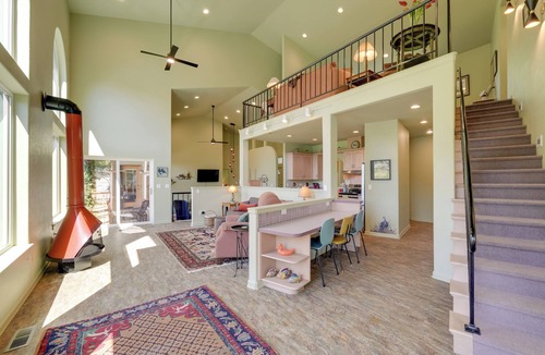 Marcola House | On McKenzie River! Home w/Scenic Sunroom
