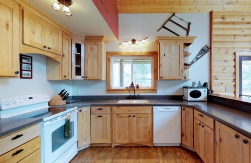 Leavenworth House | Peaceful Pines