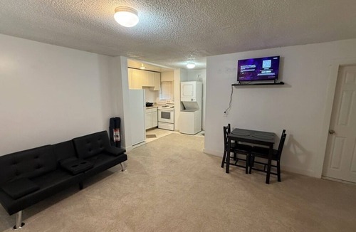 Paine Field-Lake Stickney House | Perfect 2-bedroom house in adorable Everett for your getaway
