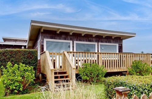 Pacific Beach House | Periwinkle