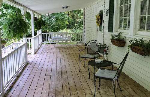 Kingston Springs House | Pet Friendly Quiet Retreat Near Nashville