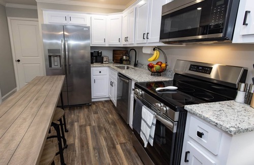 Hephzibah Apartment | Pines at 5 Corporate Furnished Rentals Suite 127