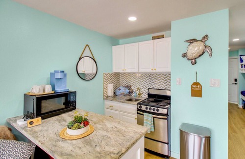 North Beach Condo | Poolside Fun, Ocean Strolls! Corpus Christi Escape