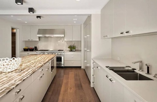 Redding Ridge House | Private 5 Acre Estate Near NYC Pool EV Charger 4BR 5BA Sleeps 8 Plus 2 Kids