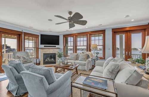 Wrightsville Beach House | Private Beach, Outdoor Kitchen, Bring your Boat to this Wrightsville Gem!