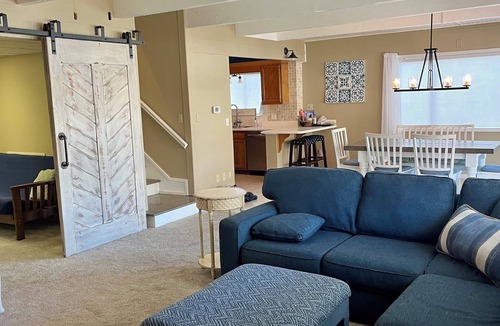 Camdenton House | Private COVE! Bring or rent boat for delivery. Boat Ramp/Dock/Kayak/SUPs/Fishing