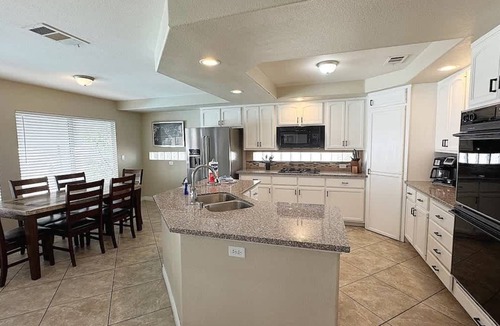 Fort Apache House | Private Pool | Spa | Game Room | Putting Green