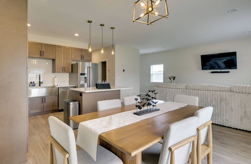 Williston House | Professional Base in Williston! New-Build Townhome