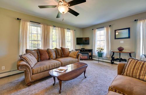 Killingworth Apartment | Quiet Killingworth Rental w/Deck & Grill!