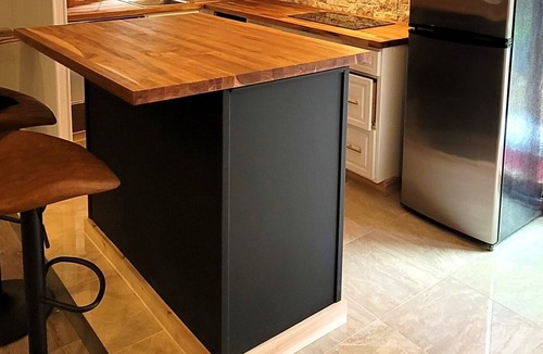 Weston Apartment | Relaxing studio with kitchen in weston woods