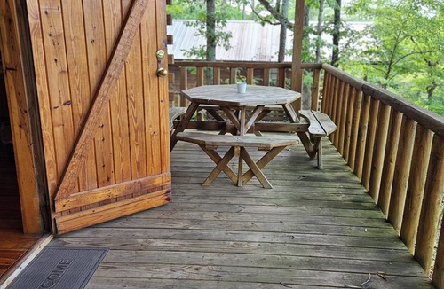 Mammoth Spring Cabin | Riverview Cabins viewing Mammoth Spring State Park and Hatchery