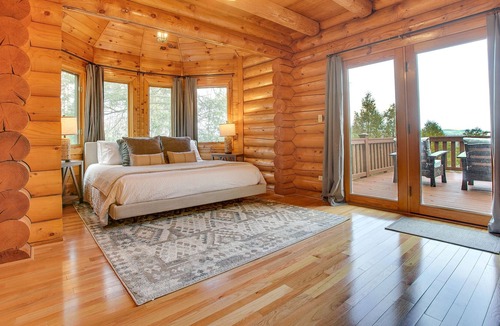 Wapwallopen Cabin | Rocky Top Cabin | Mtn Views w/ HOT TUB + Pool!