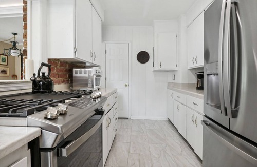 Midtown House | Ron Melander's 1616 Skidaway Road - close to downtown!
