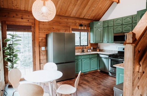 Blue River Cabin | Rustic Charm & Modern Comfort in Breckenridge