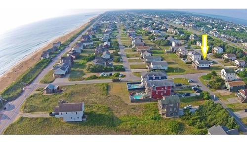 Kitty Hawk House | "Sandy Cheeks" - 3 Bdrm/2 Bath/Loft w/Hot Tub @ MP 4.5