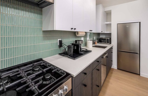 Wallingford Apartment | Secret Hideaway - New Custom Built Home