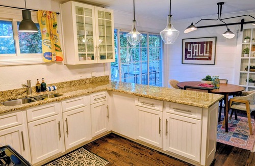 Charlotte House | Selwyn Park Playground - 3BR/2BA w large back yard - Kid, Pet, & Adult Friendly