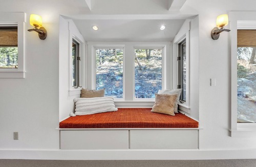 Jamestown House | Serene 4-bedroom mountain home with WiFi in Boulder
